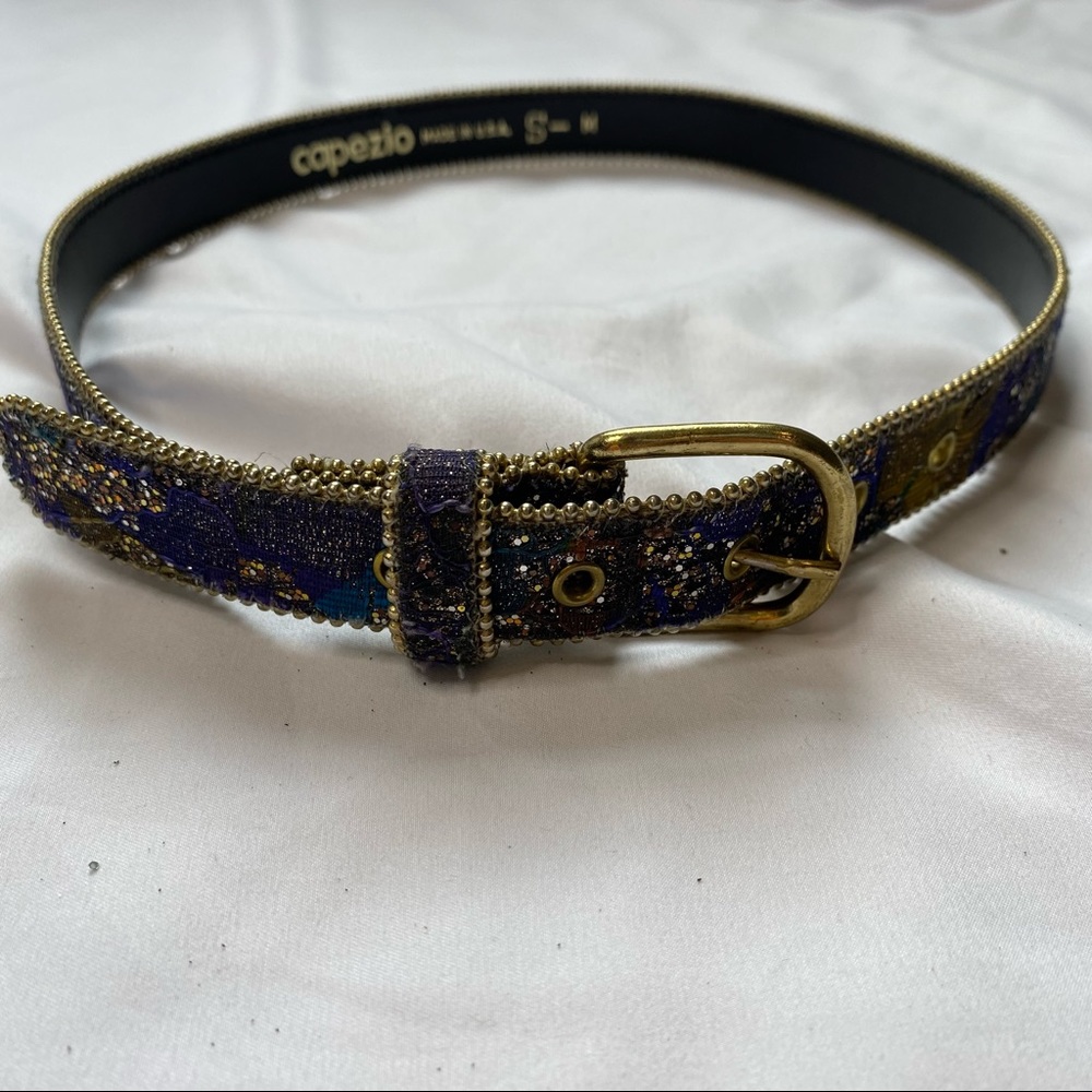 Retro sparkly belt size Small